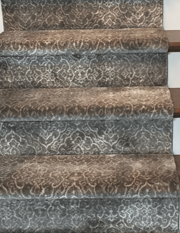 Carpet on stairs in Glen Ellyn, IL from Superb Carpets, Inc.